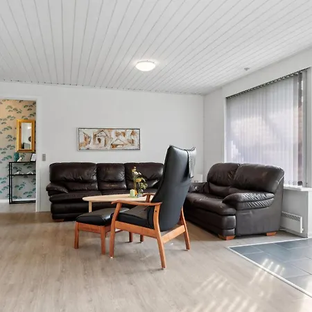 2 Bedroom Stunning In
