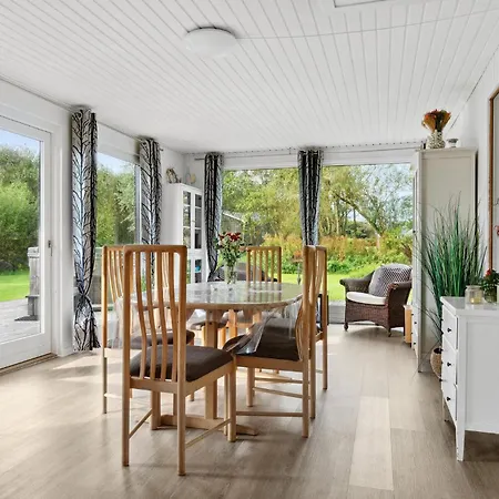 Feriehus 2 Bedroom Pet Friendly In Vinderup